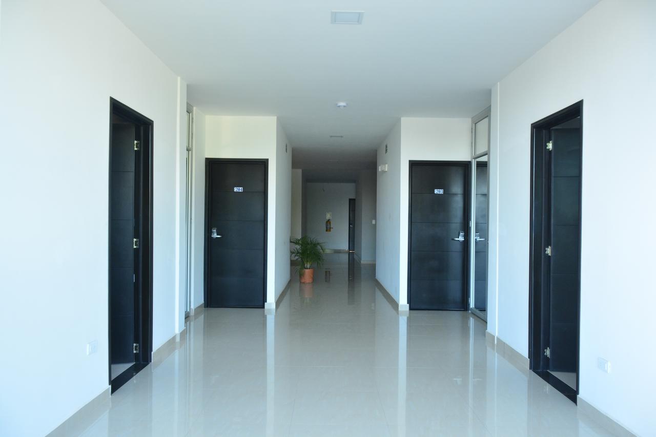 Hotel Confort Ariari Granada  Bagian luar foto